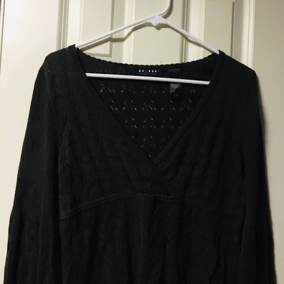 Axcess ~ Women’s ~ Sweater~ Medium ~ Black ~ Pullover - Picture 5 of 15